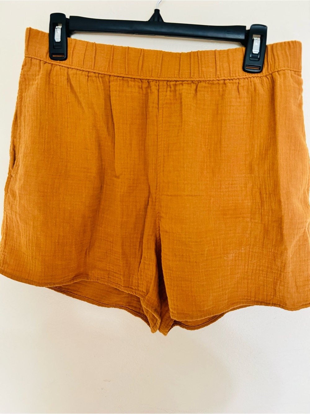 Universal thread Women's Casual Shorts in Rust Orange medium 100% cotton